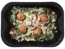 Ted's Andijvie stamppot met gehaktbal